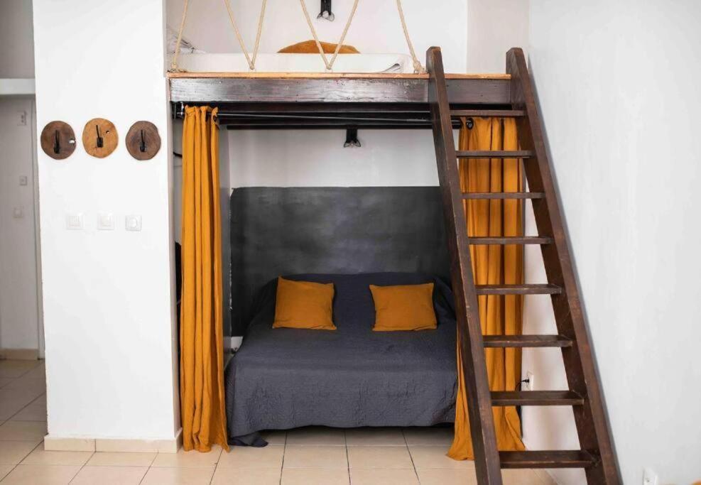 Appartement Tout Equipe Au Coeur Du Vieux Port Marsilya Dış mekan fotoğraf