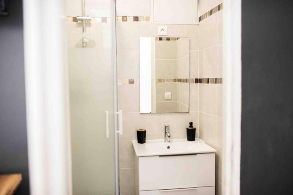 Appartement Tout Equipe Au Coeur Du Vieux Port Marsilya Dış mekan fotoğraf