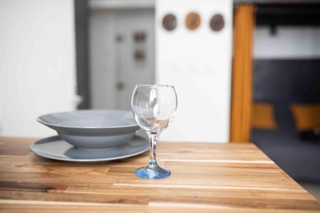 Appartement Tout Equipe Au Coeur Du Vieux Port Marsilya Dış mekan fotoğraf